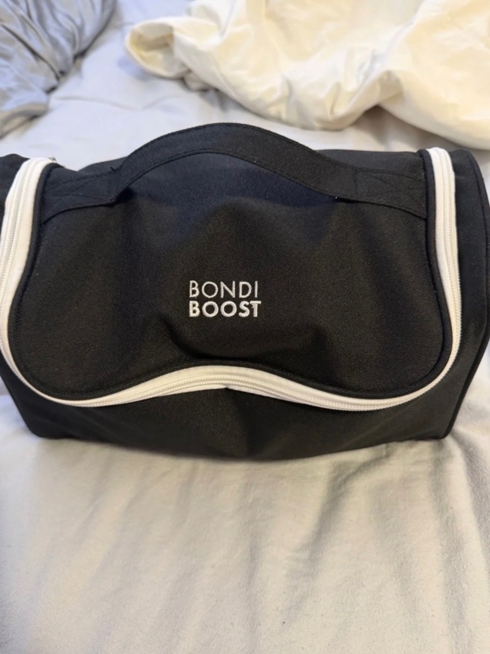 Bondi Boost attachments and travel case - Picture 1 of 2